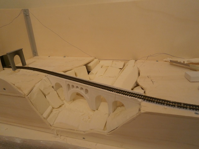 Ponte e rilievi