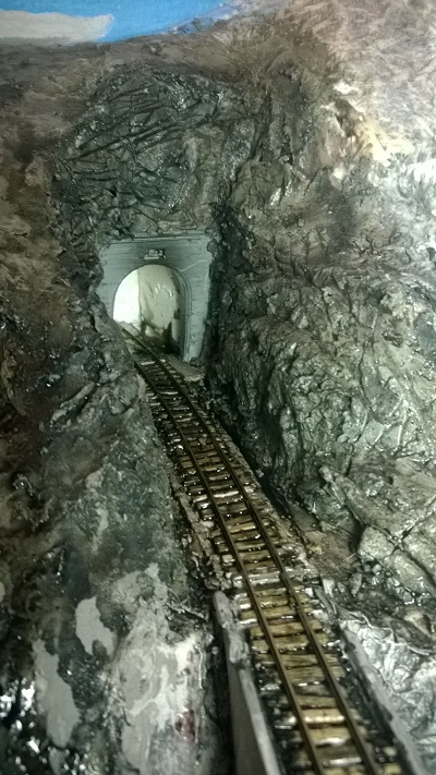 Rocce nella trincea 2